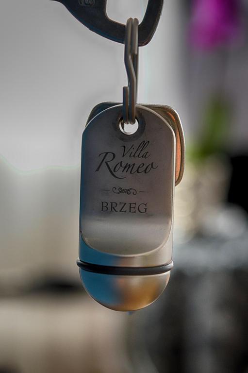 Villa Romeo Brzeg Exteriör bild